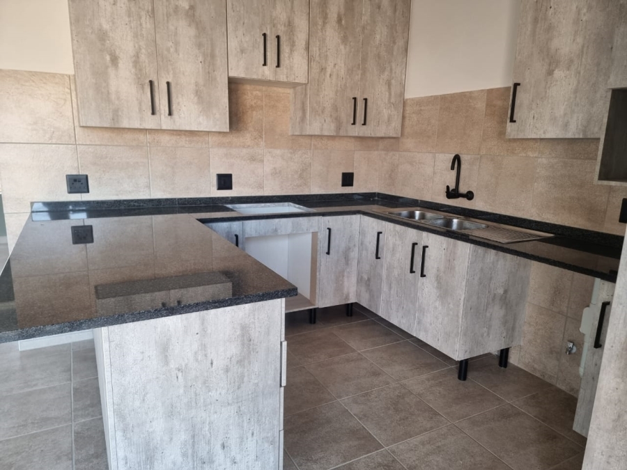 3 Bedroom Property for Sale in Waterval East North West